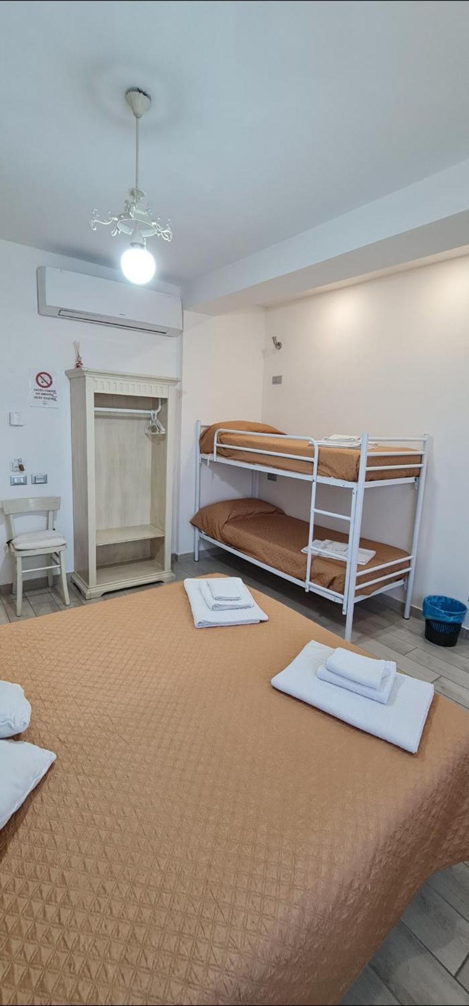 Quarantotto B&B Raffa エクステリア 写真