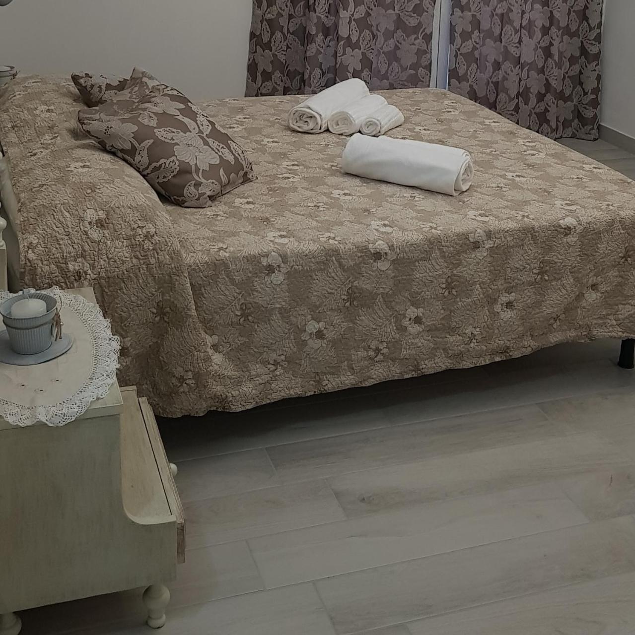 Quarantotto B&B Raffa エクステリア 写真